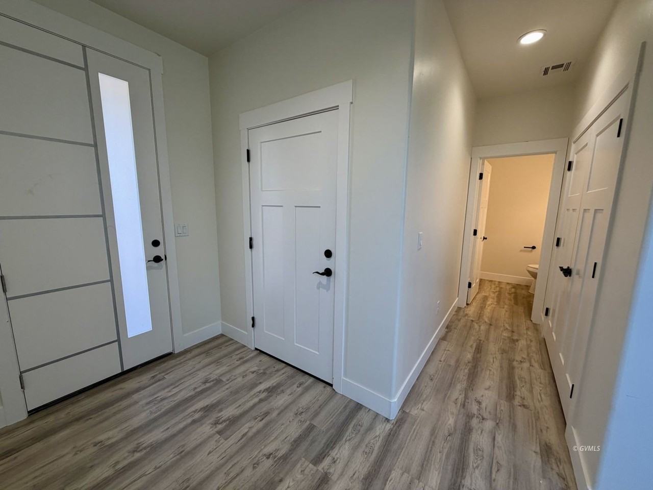 1204 S Central Ave #A - Photo 5 of 40