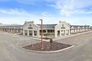 featured image of 1879 W Pepper Tree Dr #A04