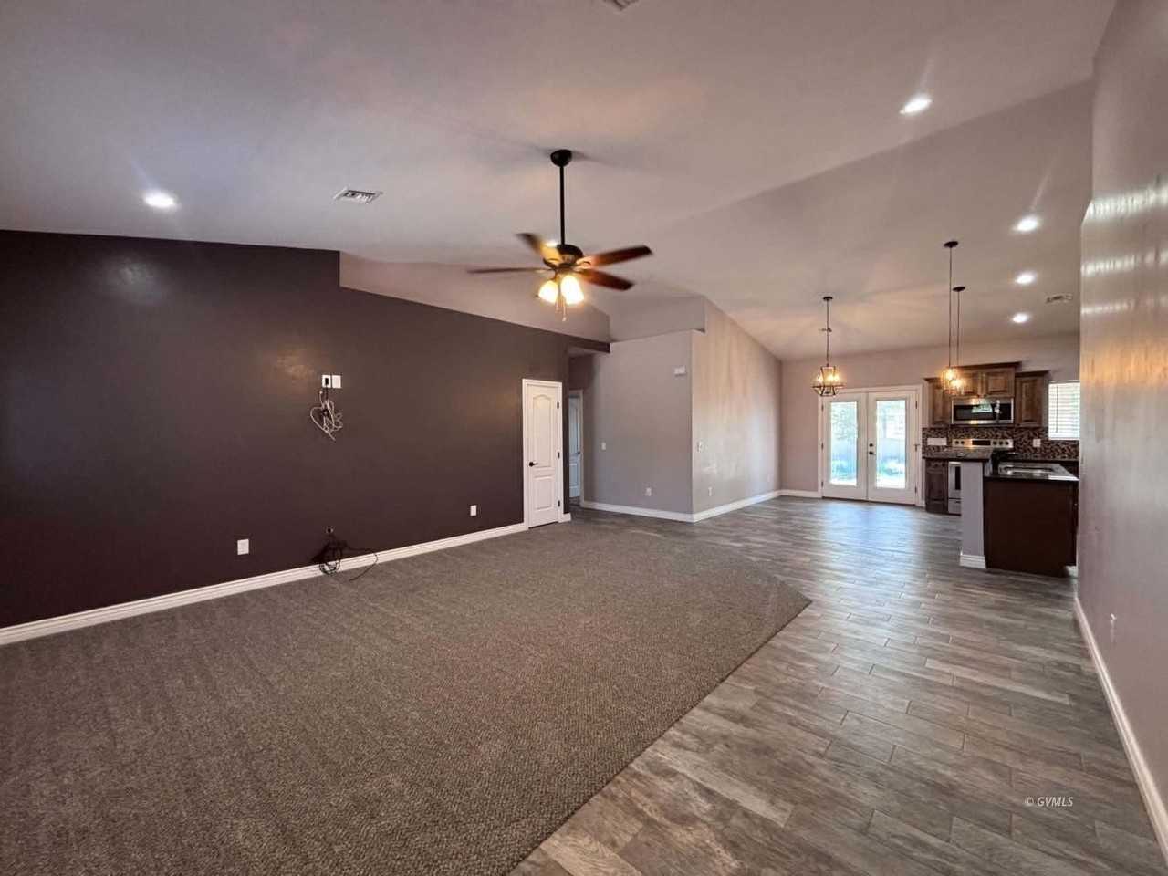 1784 N Eloisa Ln - Photo 2 of 11