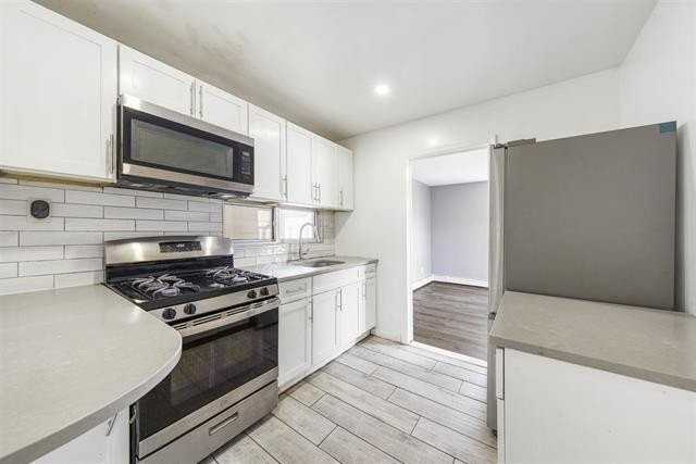 906 76th St #2 - Photo 3 of 19