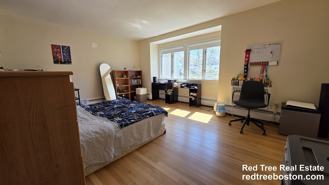 1017 W Roxbury Pkwy - Photo 1 of 1