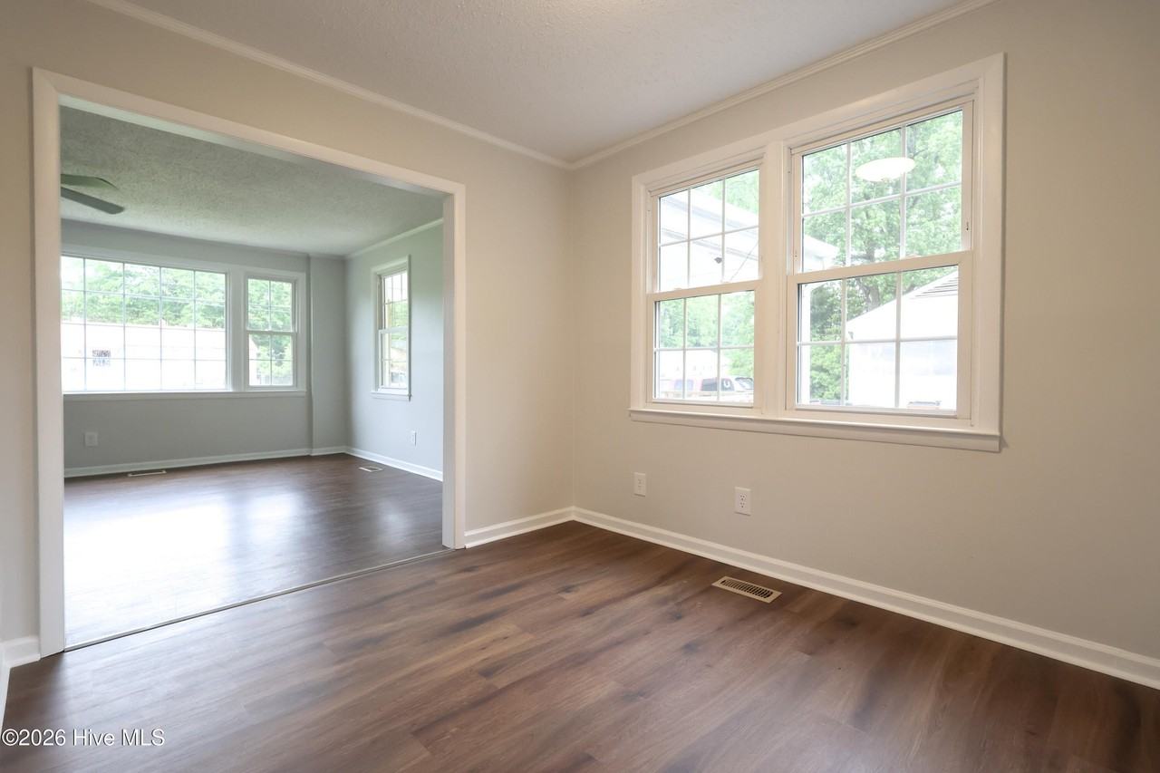602 Seminole Trl - Photo 5 of 14