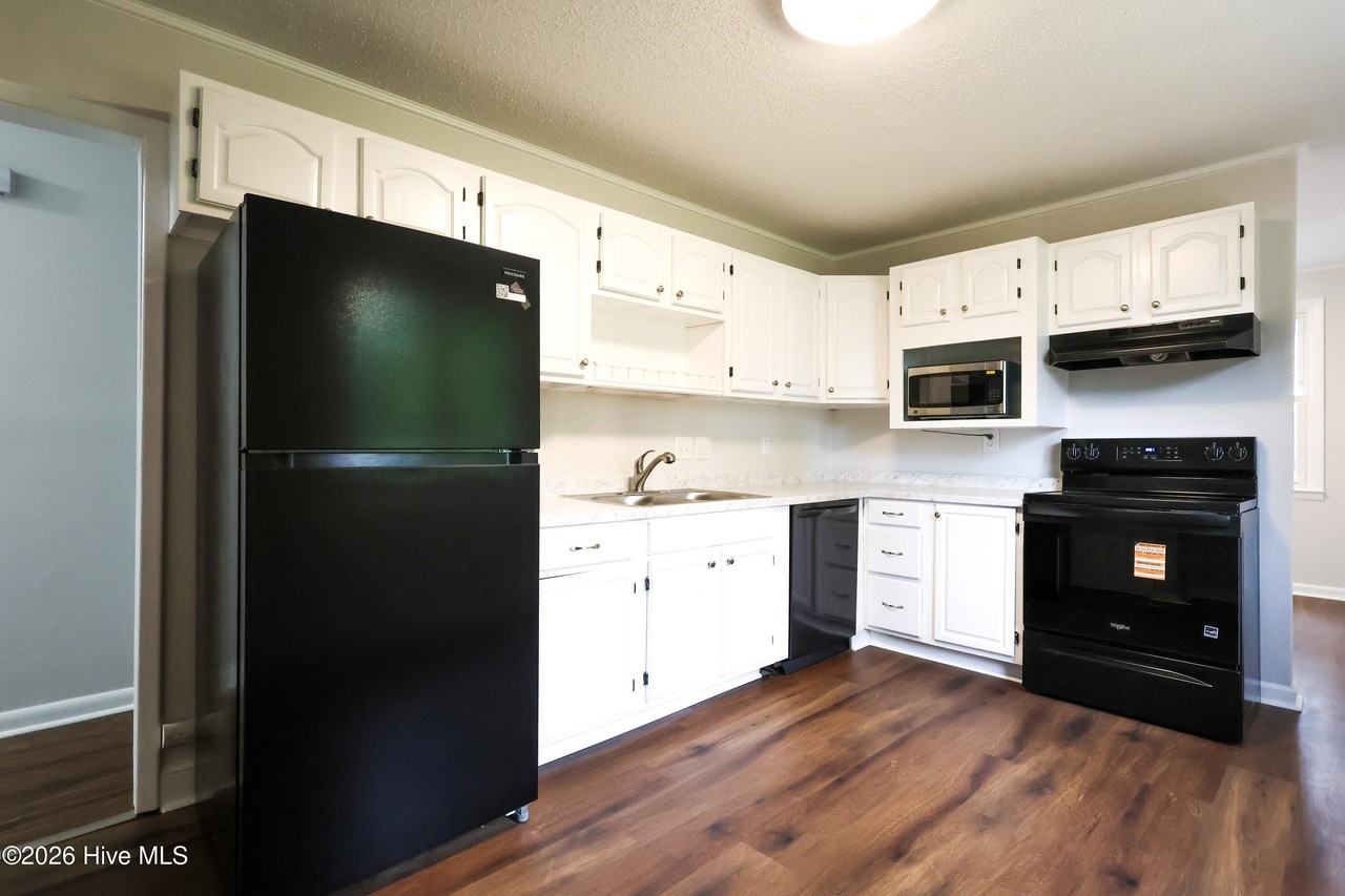 602 Seminole Trl - Photo 6 of 14
