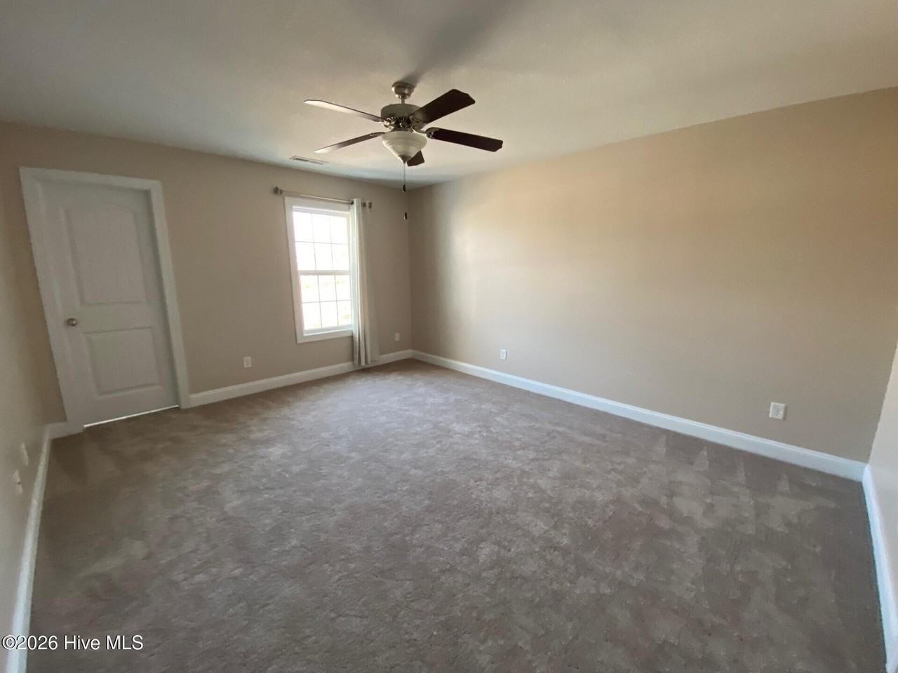 127 W Murrow Ln - Photo 5 of 8