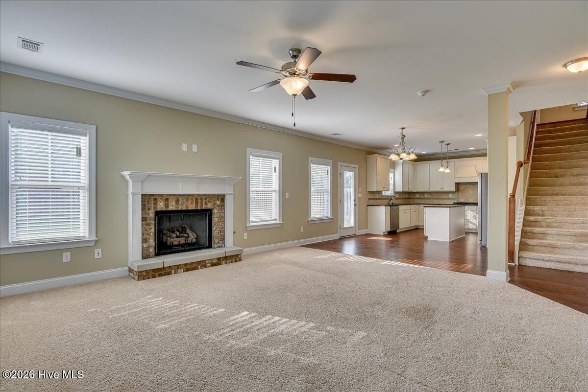455A Kirkwood Dr - Photo 6 of 36