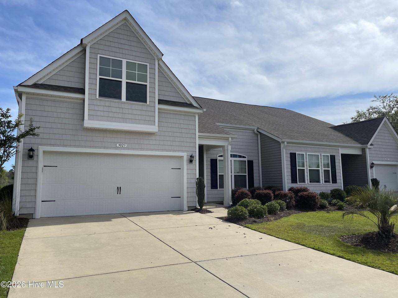3023 Cedar Creek Ln - Photo 2 of 47