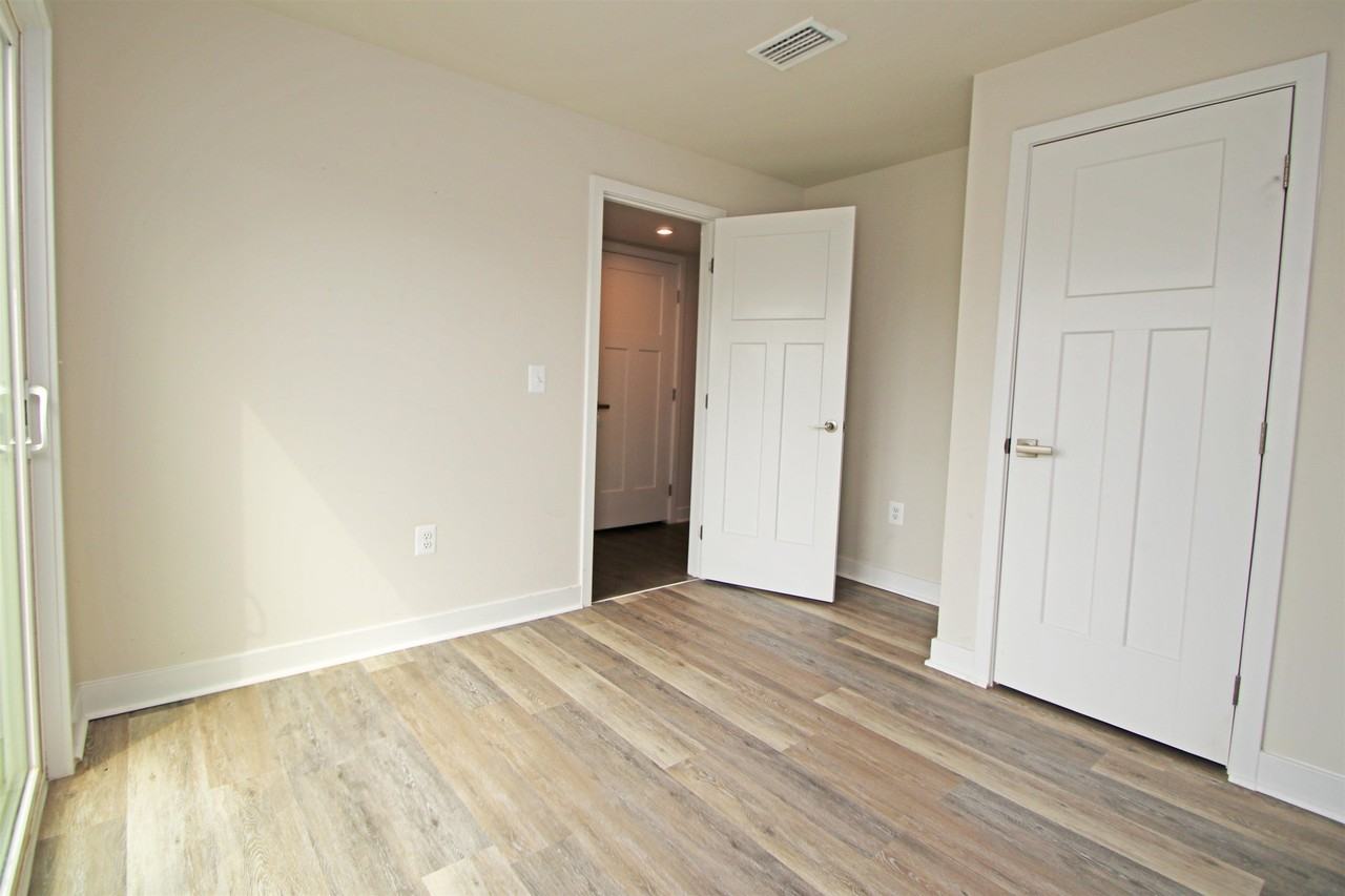 4508 Fountainbridge Ct - Photo 4 of 24