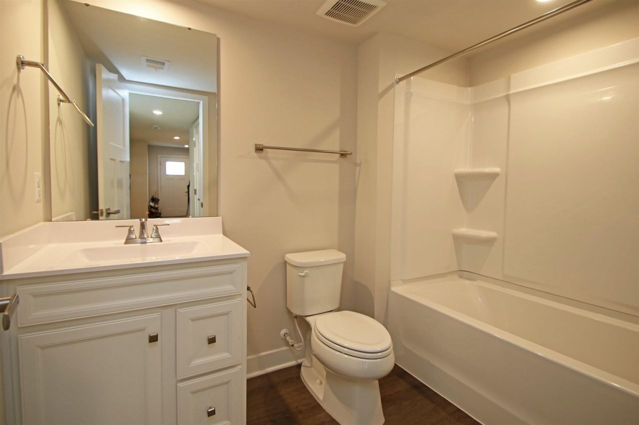 4508 Fountainbridge Ct - Photo 5 of 24