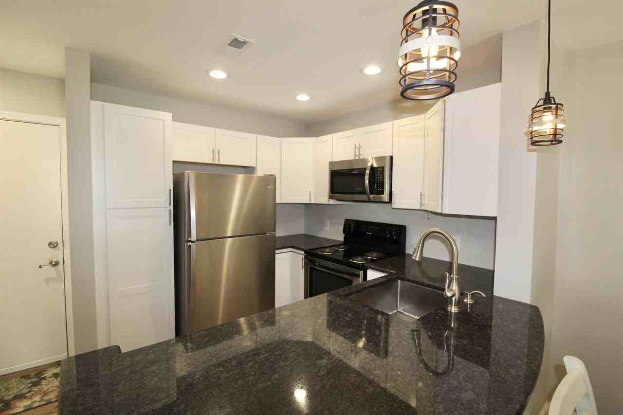 1360 Hunters Rd #D - Photo 6 of 19