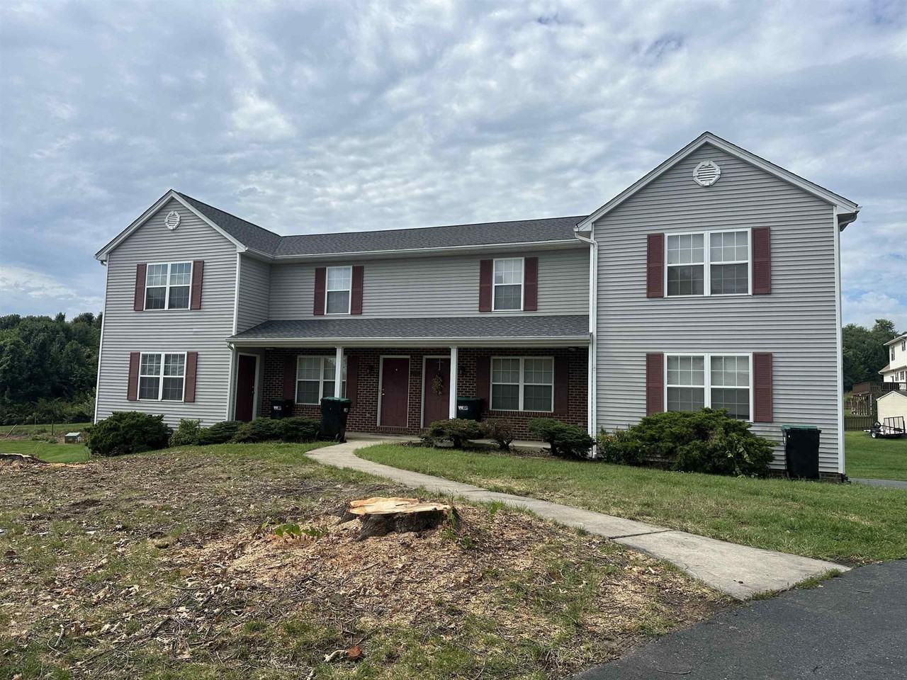 210 Weeping Willow Ln #F - Photo 2 of 2