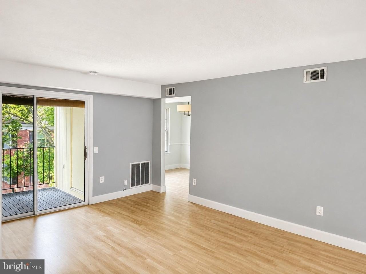 20208 Shipley Ter - Photo 5 of 13