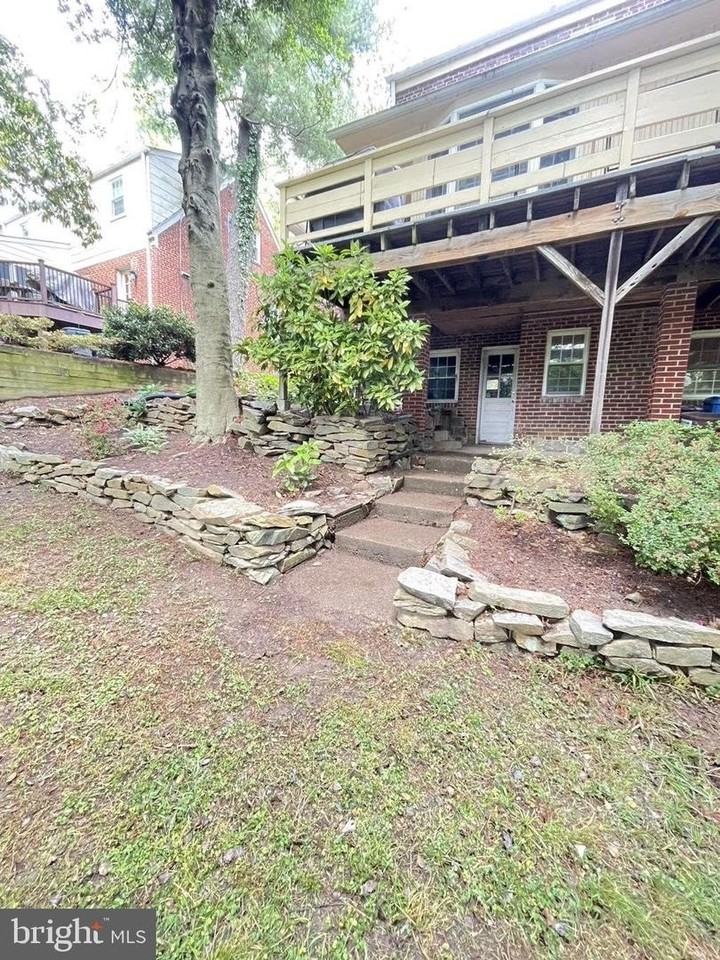 812 Woodside Pkwy - Photo 4 of 23