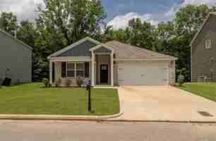 featured image of 7621 Shaddix St