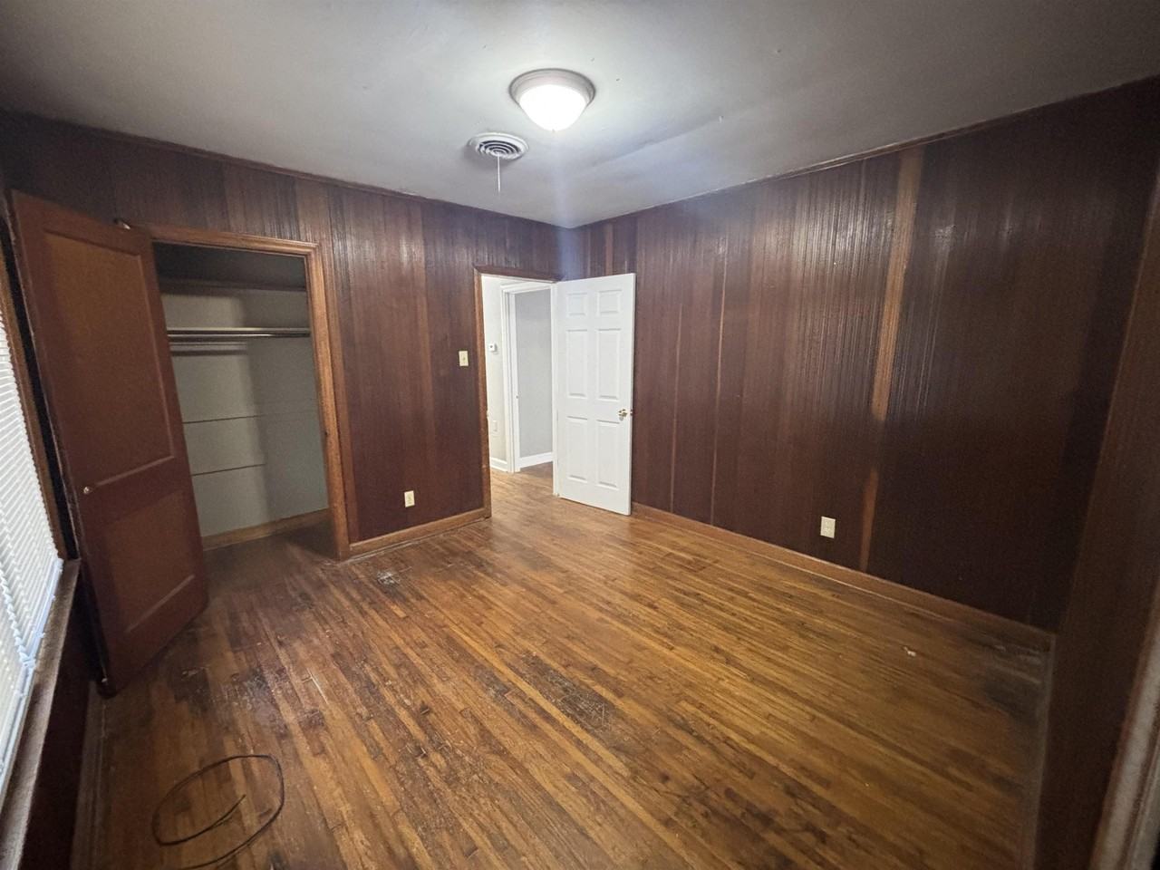1294 Pallwood Rd - Photo 4 of 9