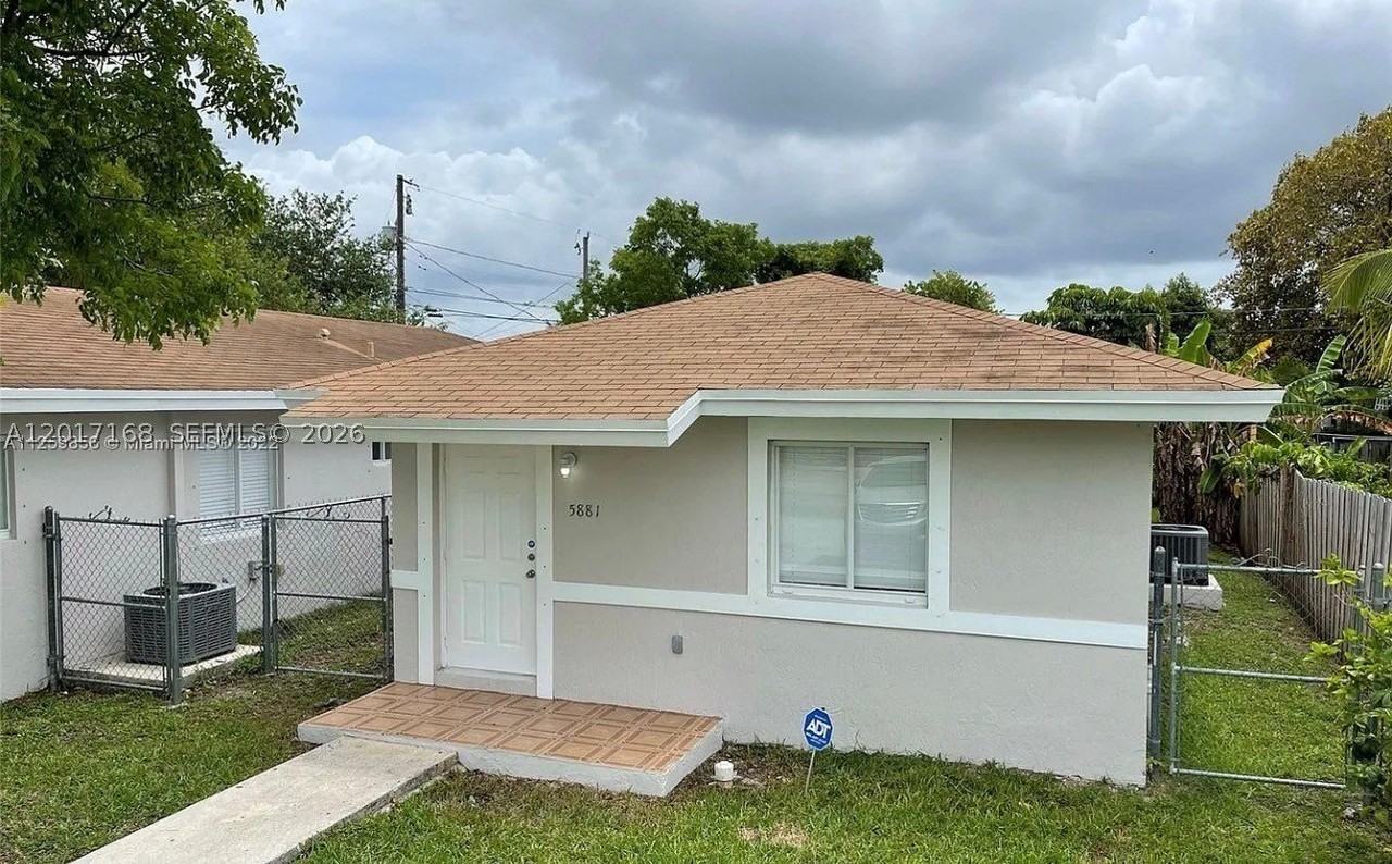 5881 Nw 32nd Ave #5881 - Photo 6 of 7