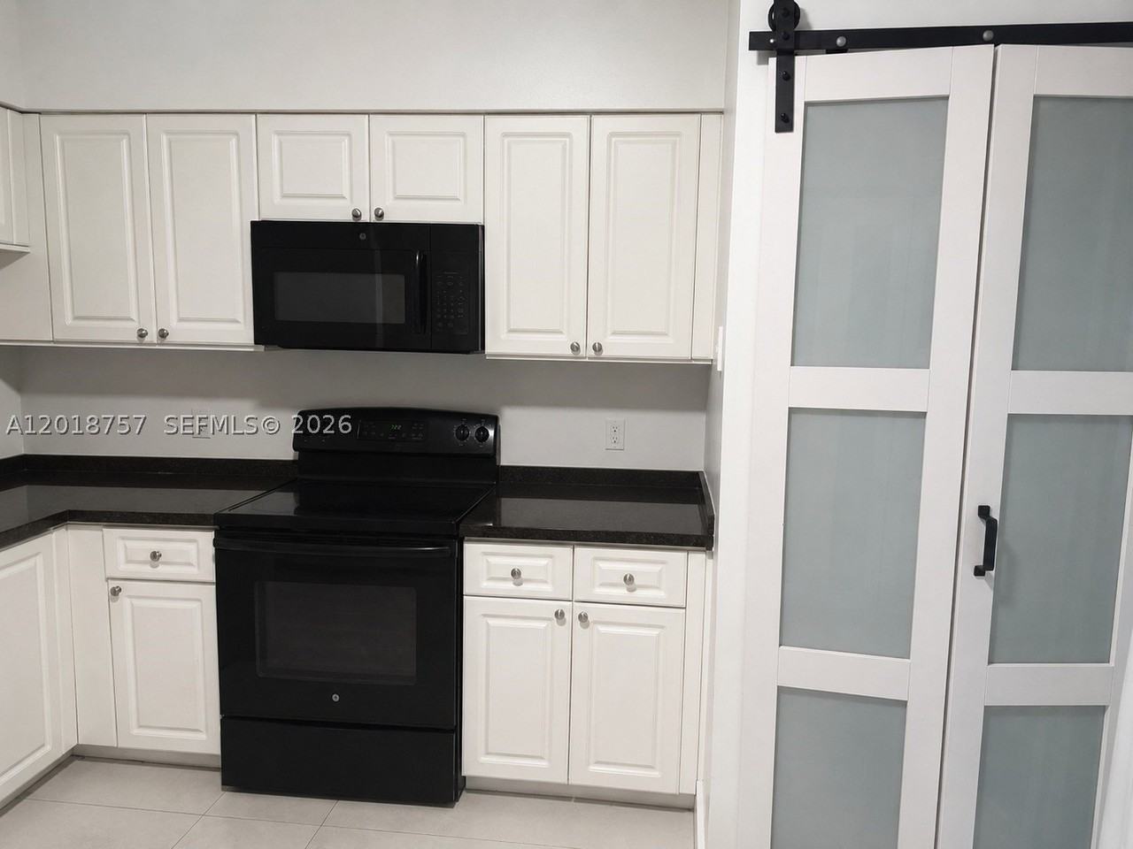 38 Key West Ct #38 - Photo 6 of 15