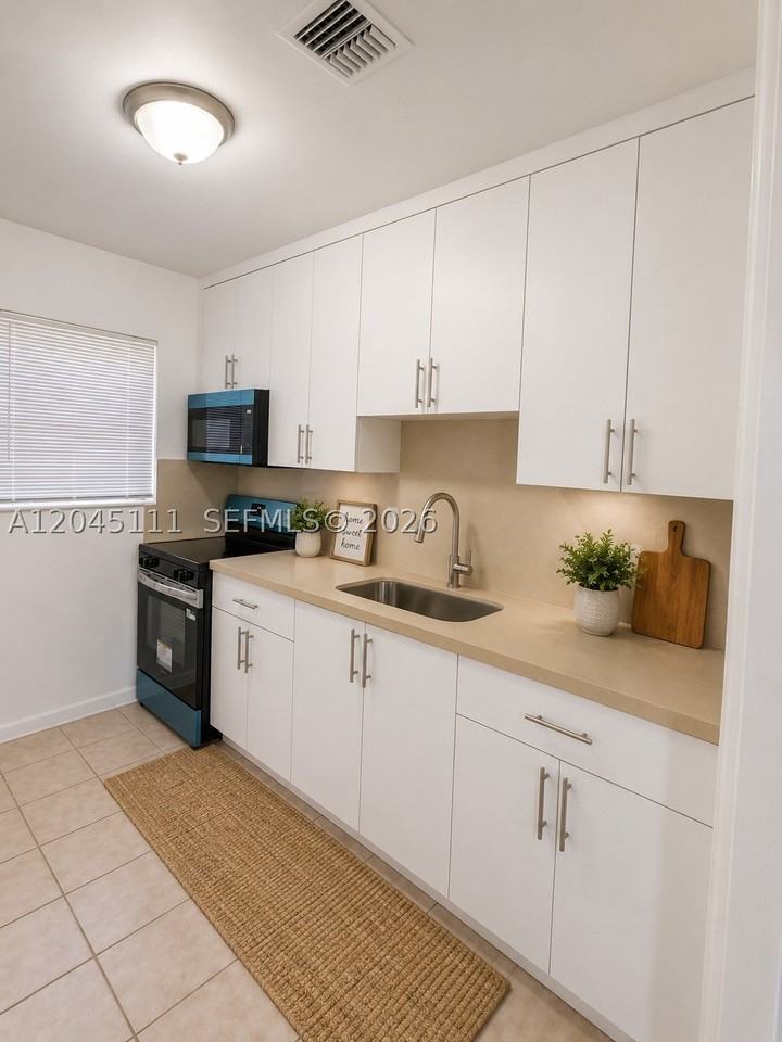 11601 Pinkston Dr - Photo 4 of 9