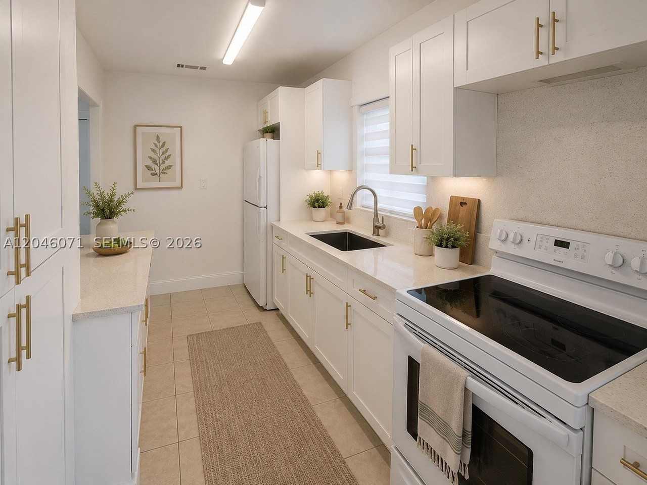 3810 Sw 89th Ave #3810 - Photo 2 of 16
