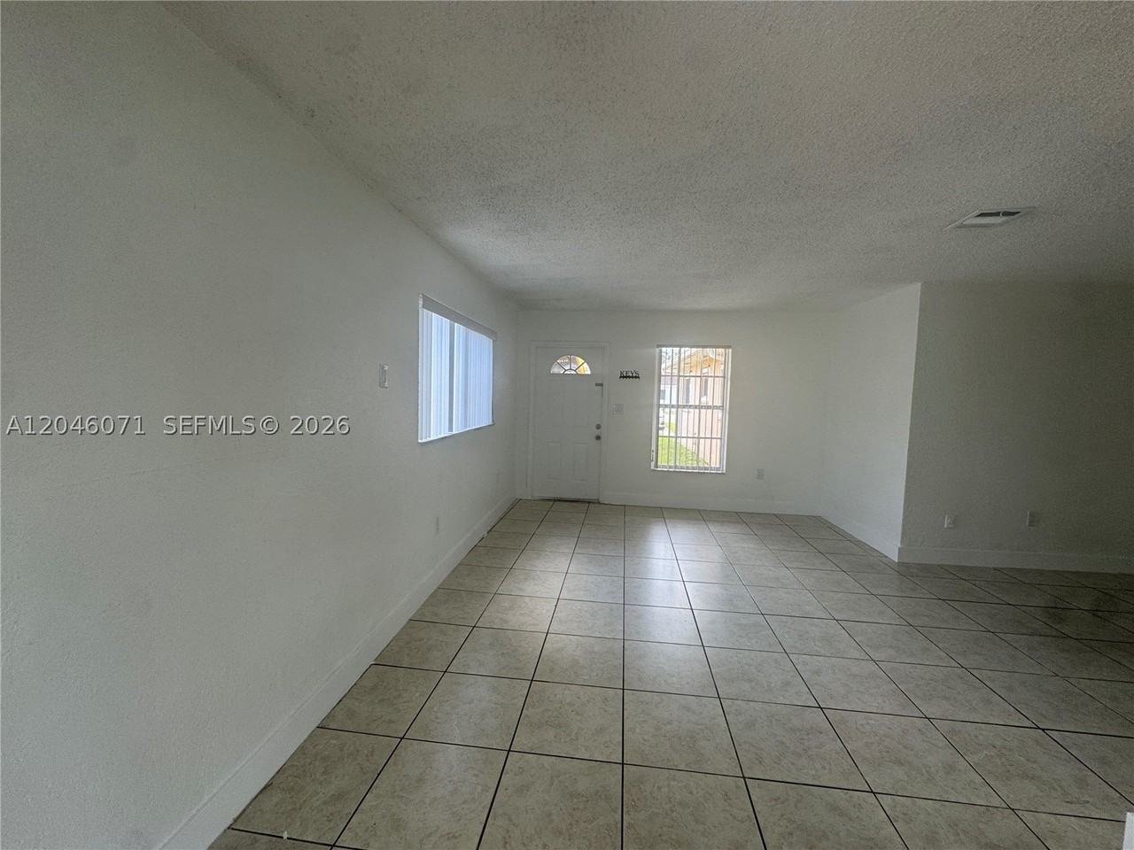 3810 Sw 89th Ave #3810 - Photo 5 of 16