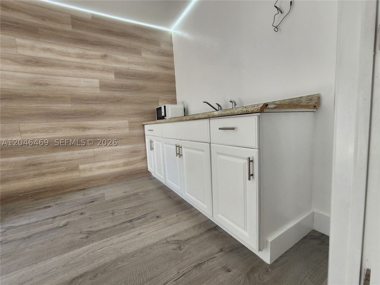 11461 Sw 197th St #A - Photo 4 of 14