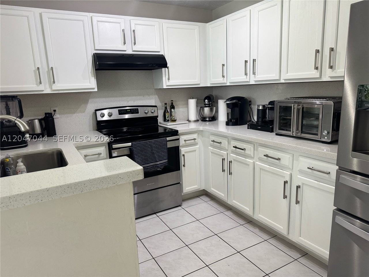 8291 Sw 44th Pl #8291 - Photo 2 of 23