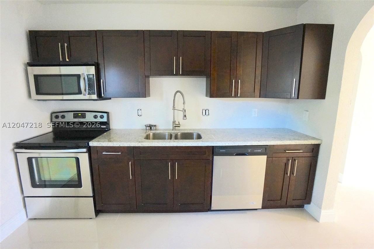 1497 Ne 118th Ter #2 - Photo 6 of 23