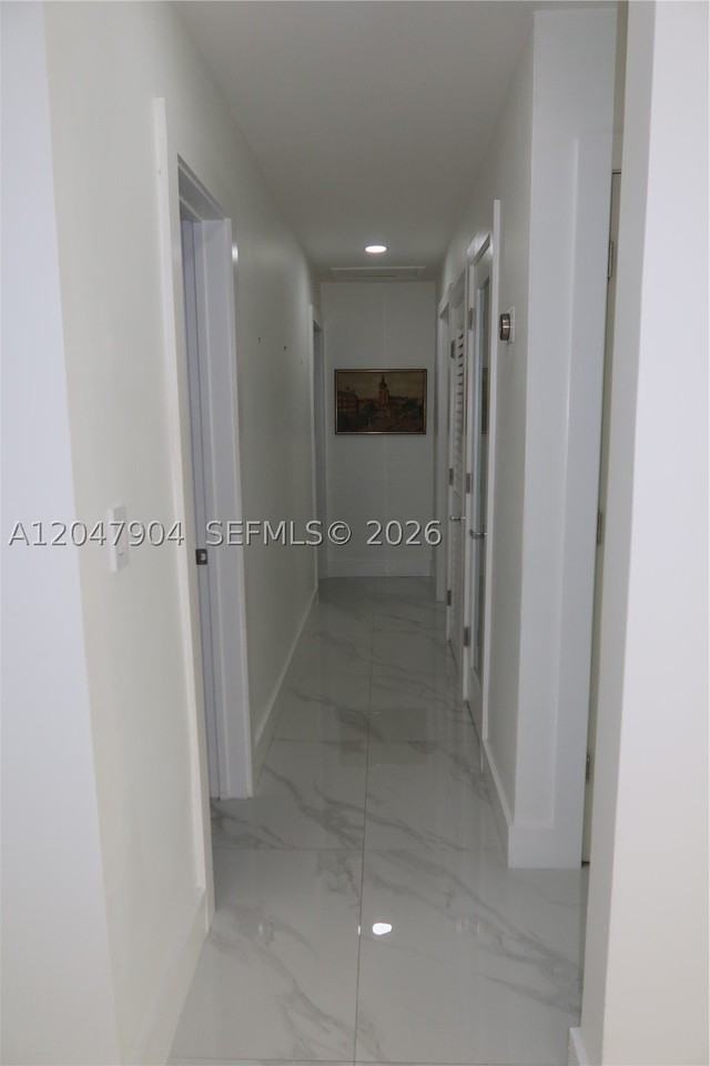 4401 Sw 102nd Pl - Photo 4 of 21