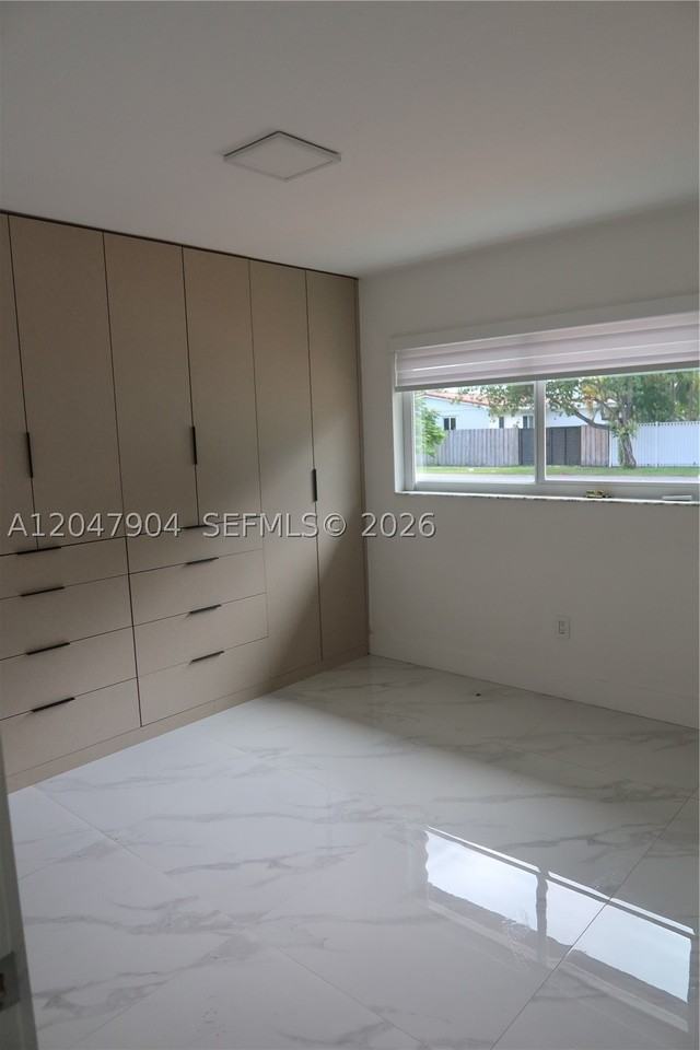 4401 Sw 102nd Pl - Photo 6 of 21