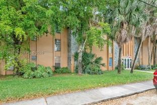 1280 W 54th St #313B - Photo 1 of 1