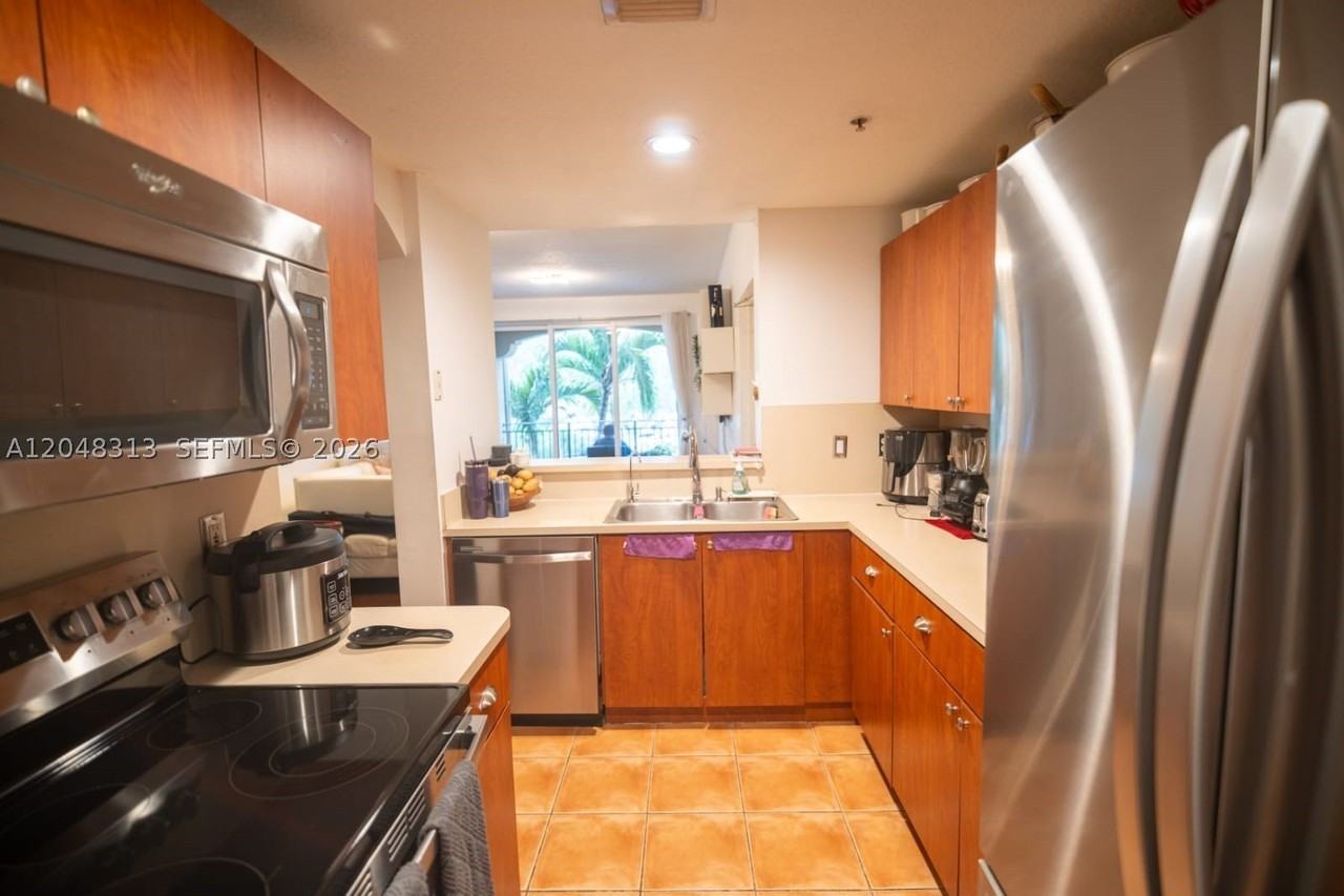 6520 Nw 114th Ave #1626 - Photo 6 of 32