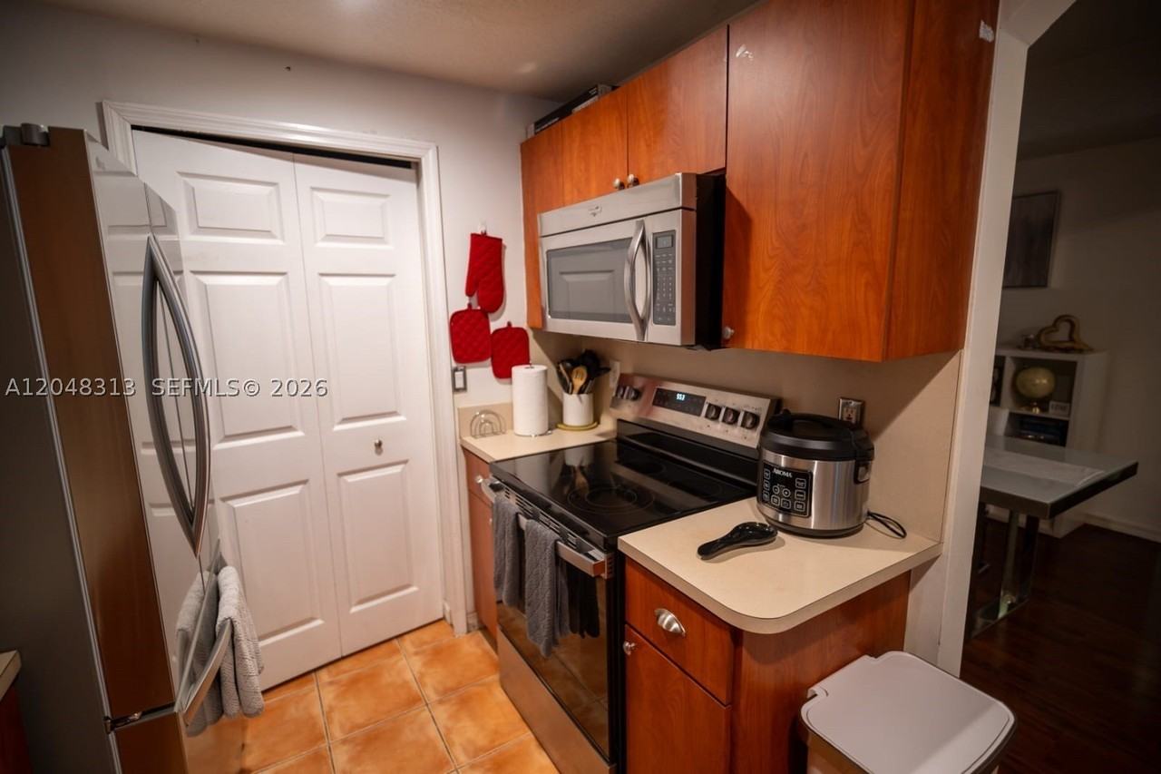 6520 Nw 114th Ave #1626 - Photo 7 of 32