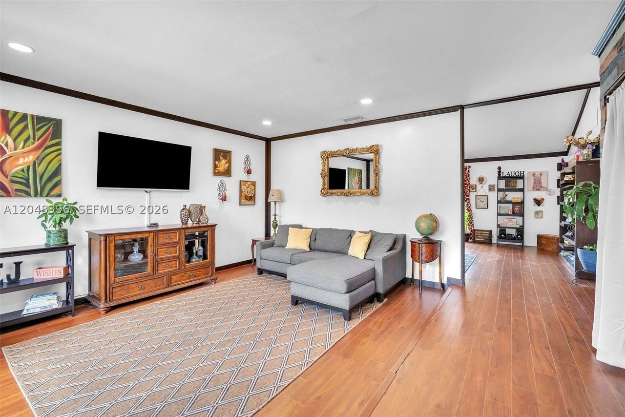 2401 Nw 110th Ter #2401 - Photo 5 of 11