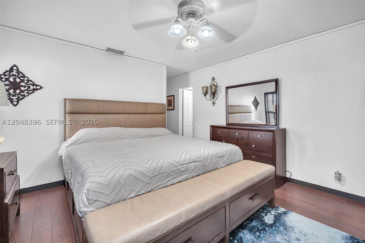 2401 Nw 110th Ter #2401 - Photo 7 of 11