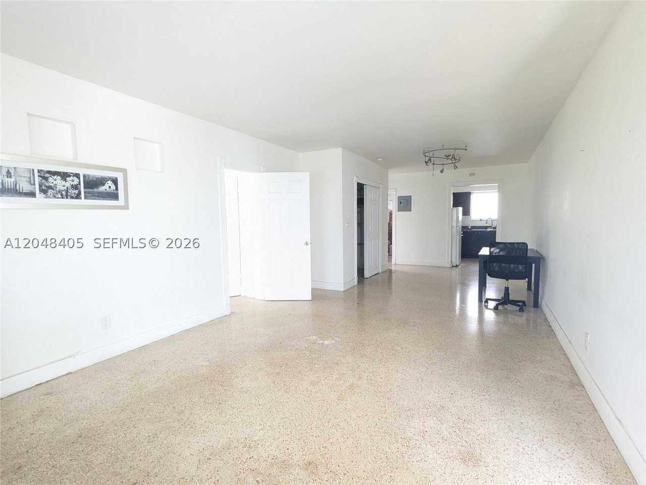 7805 Crespi Blvd #1 - Photo 2 of 14
