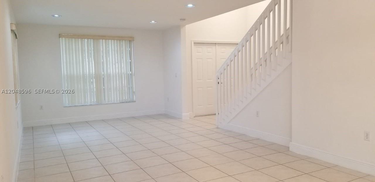 2420 Nw 137th Ter #2420 - Photo 6 of 17