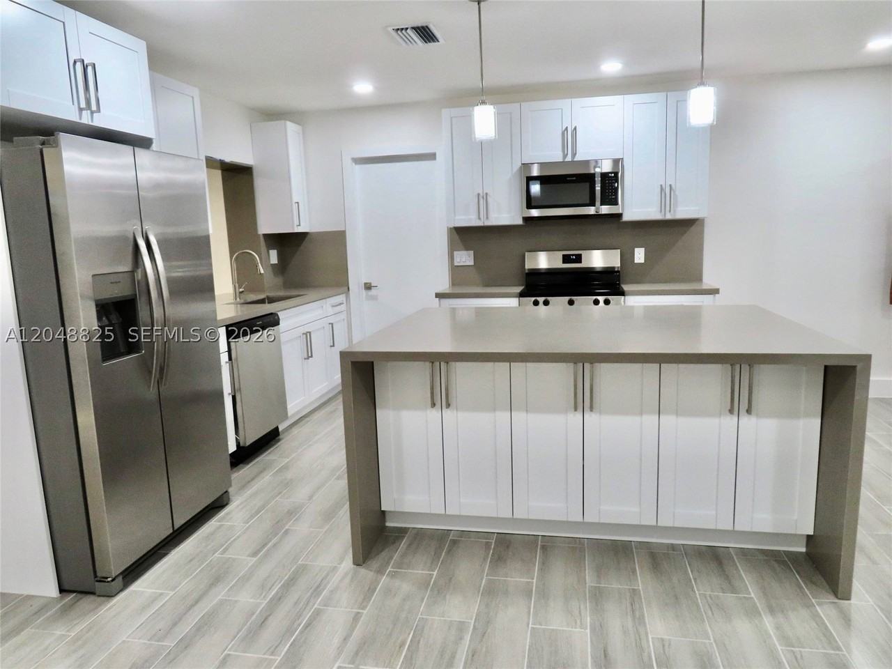 1030 Sw 96th Ave #1030 - Photo 5 of 15