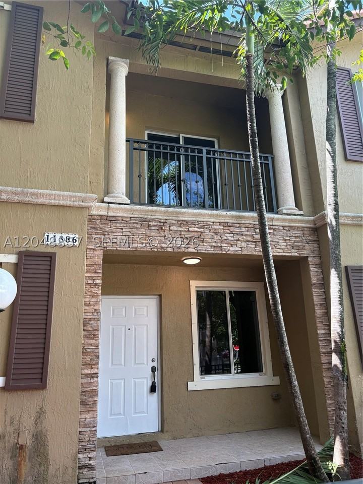 11386 Sw 230th Ter #11386 - Photo 2 of 19