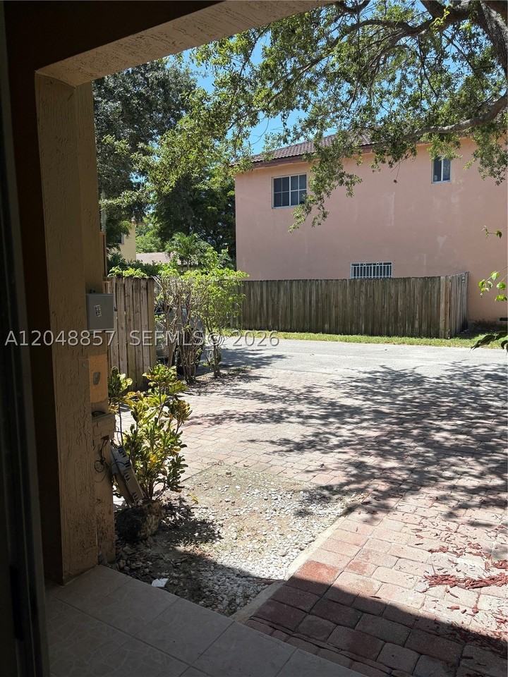 11386 Sw 230th Ter #11386 - Photo 4 of 19