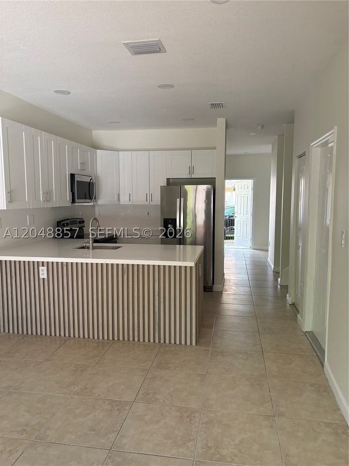 11386 Sw 230th Ter #11386 - Photo 7 of 19