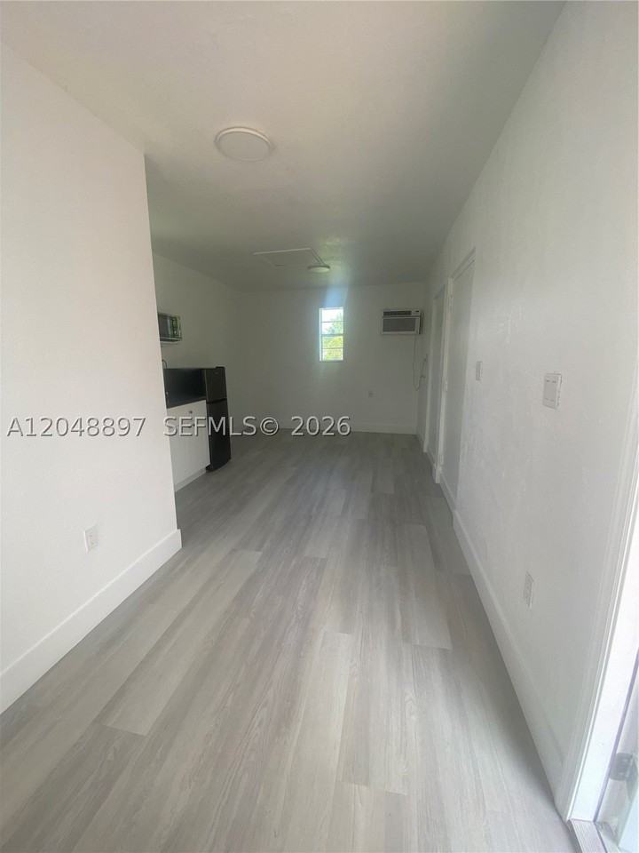 15130 Tyler St #BACK - Photo 5 of 10