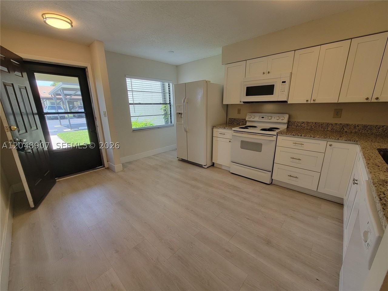 6014 Indrio Rd #3 - Photo 5 of 27