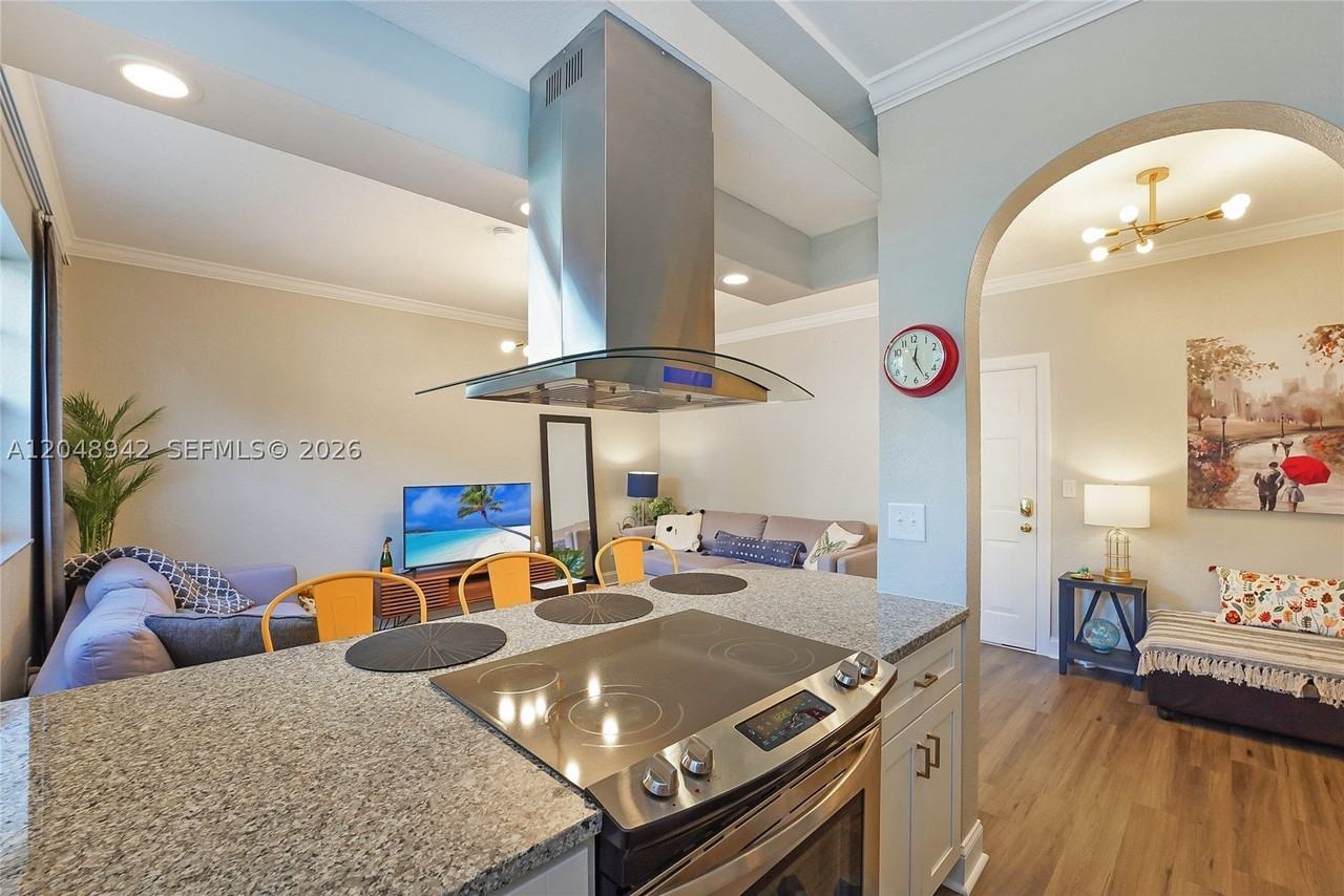 359 Meridian Ave #A104 - Photo 5 of 12