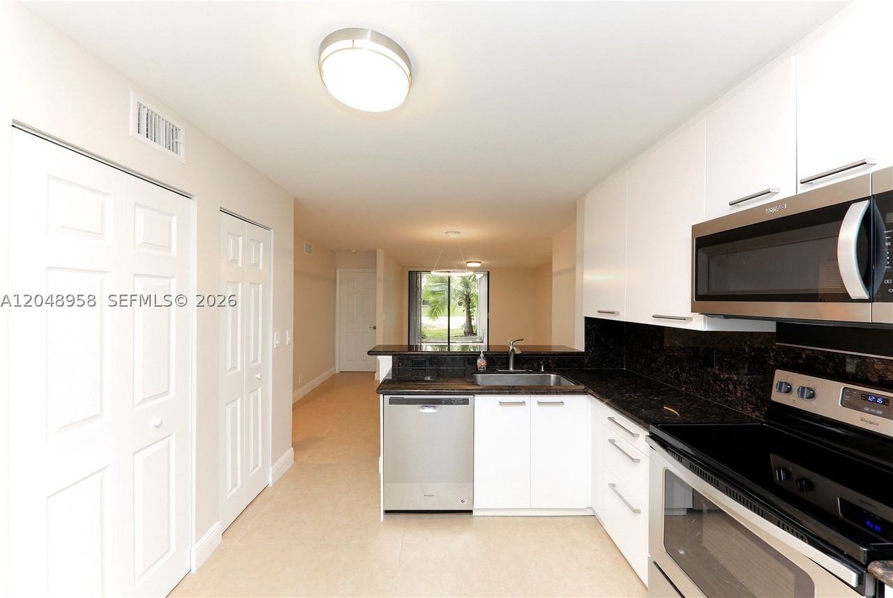 10125 W Sunrise Blvd #101 - Photo 2 of 29