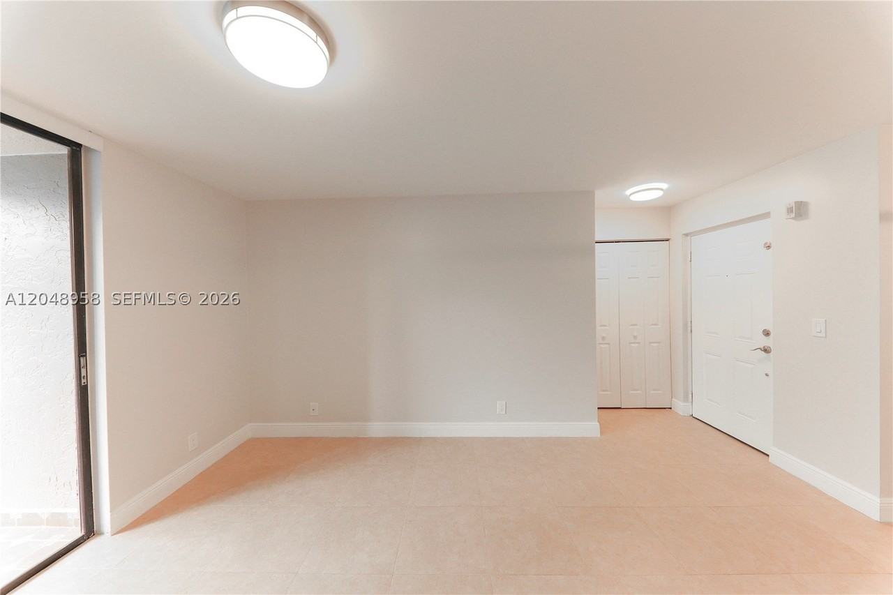 10125 W Sunrise Blvd #101 - Photo 6 of 29