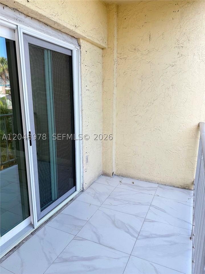 453 Sw 2nd St #306C - Photo 4 of 15