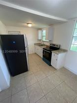 453 Sw 19th Rd #REAR - Photo 1 of 1