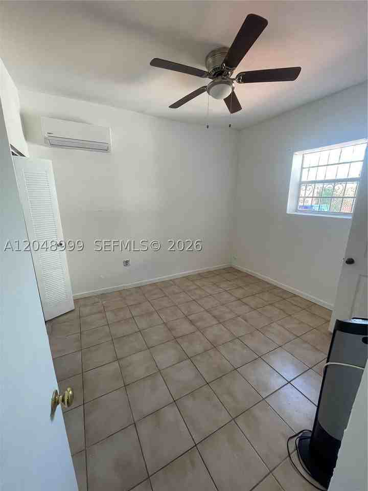 453 Sw 19th Rd #REAR - Photo 4 of 6