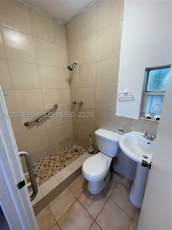 453 Sw 19th Rd #REAR - Photo 6 of 6