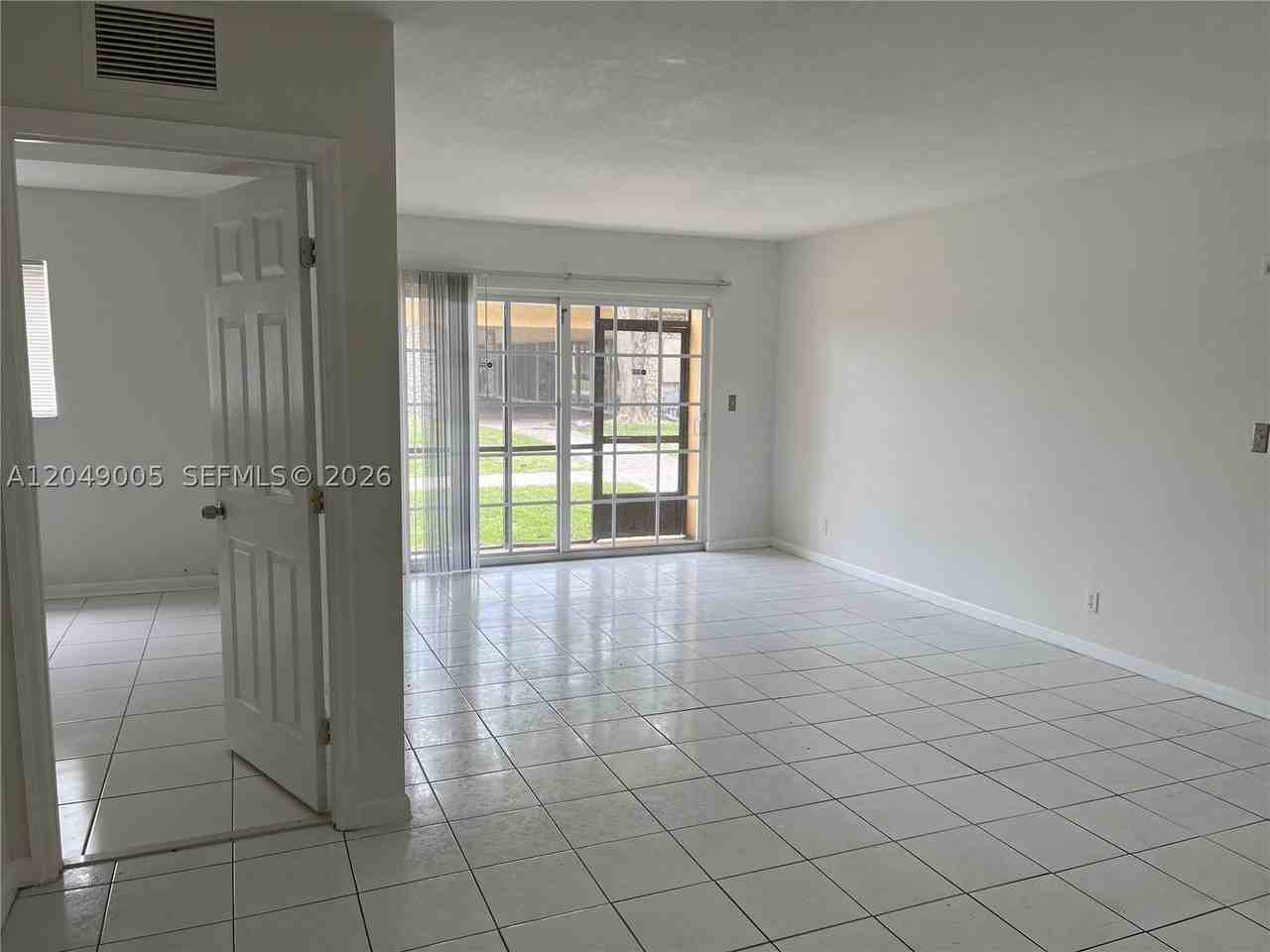 2982 Nw 55th Ave #1B - Photo 3 of 17