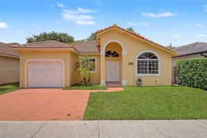 featured image of 15339 Sw 32nd Ter #0